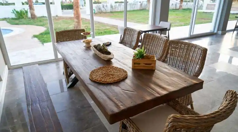 What You Can Do With Reclaimed Wood In Your Design